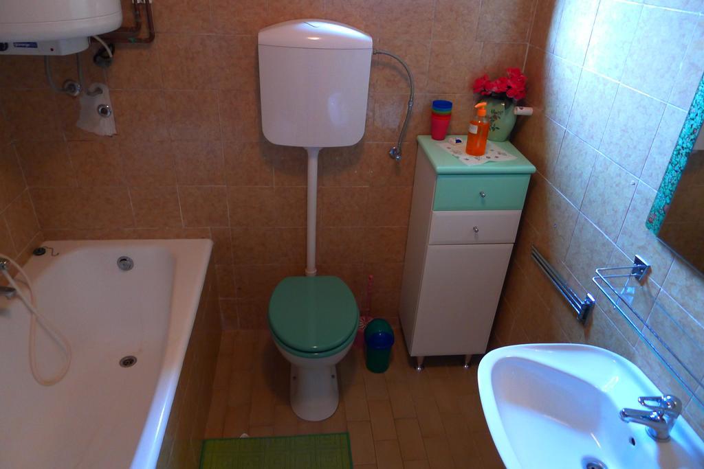 Apartments Rosemary Луция Экстерьер фото